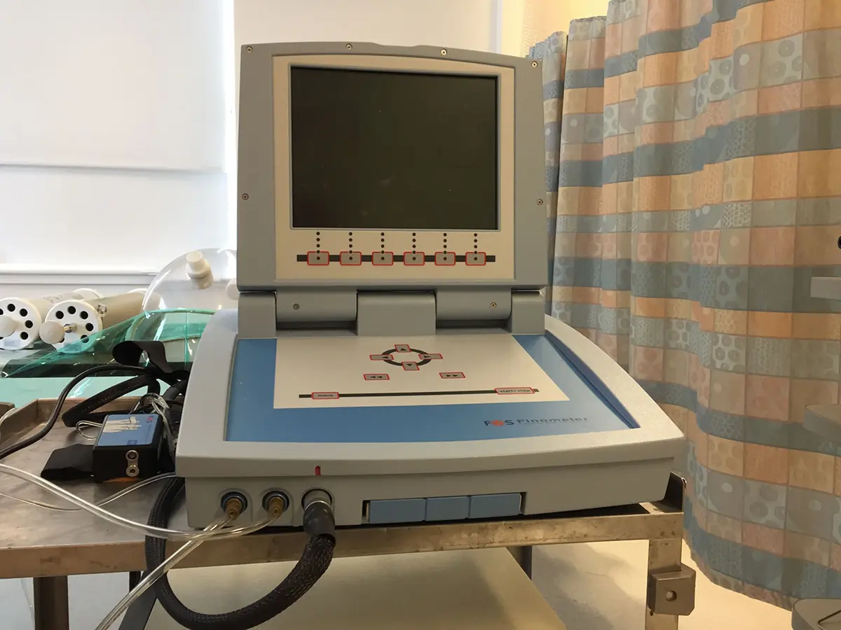 Finometer (non-invasive beat-to-beat blood pressure monitoring)