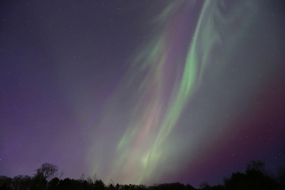An image of the northern lights.