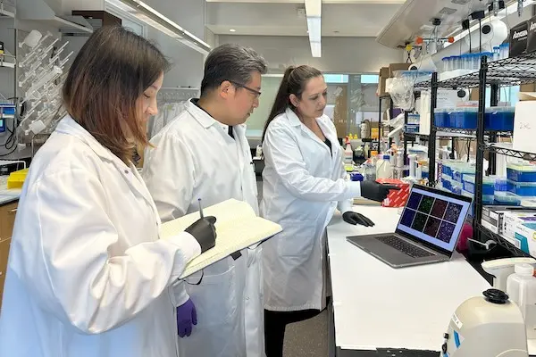 Jonghan Kim in Lab