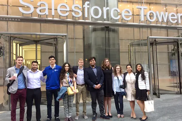 Manning students outside Salesforce Tower