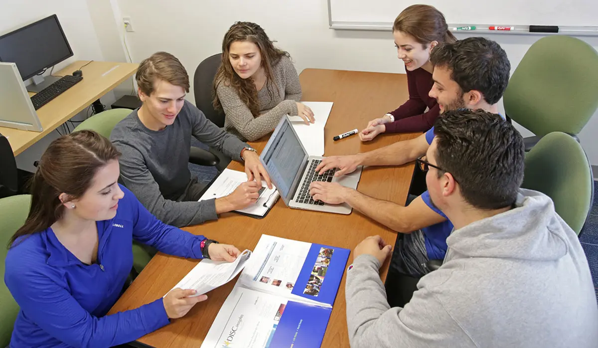 STUDENT SPACE Our spacious and open-concept student space allows students to collaborate on projects.