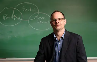Andrew Harris 