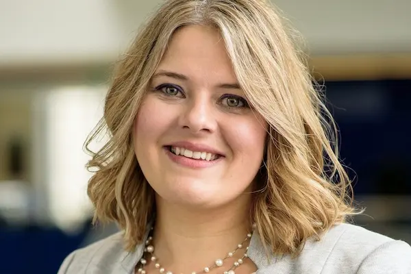 Management Prof. Tamara Montag-Smit